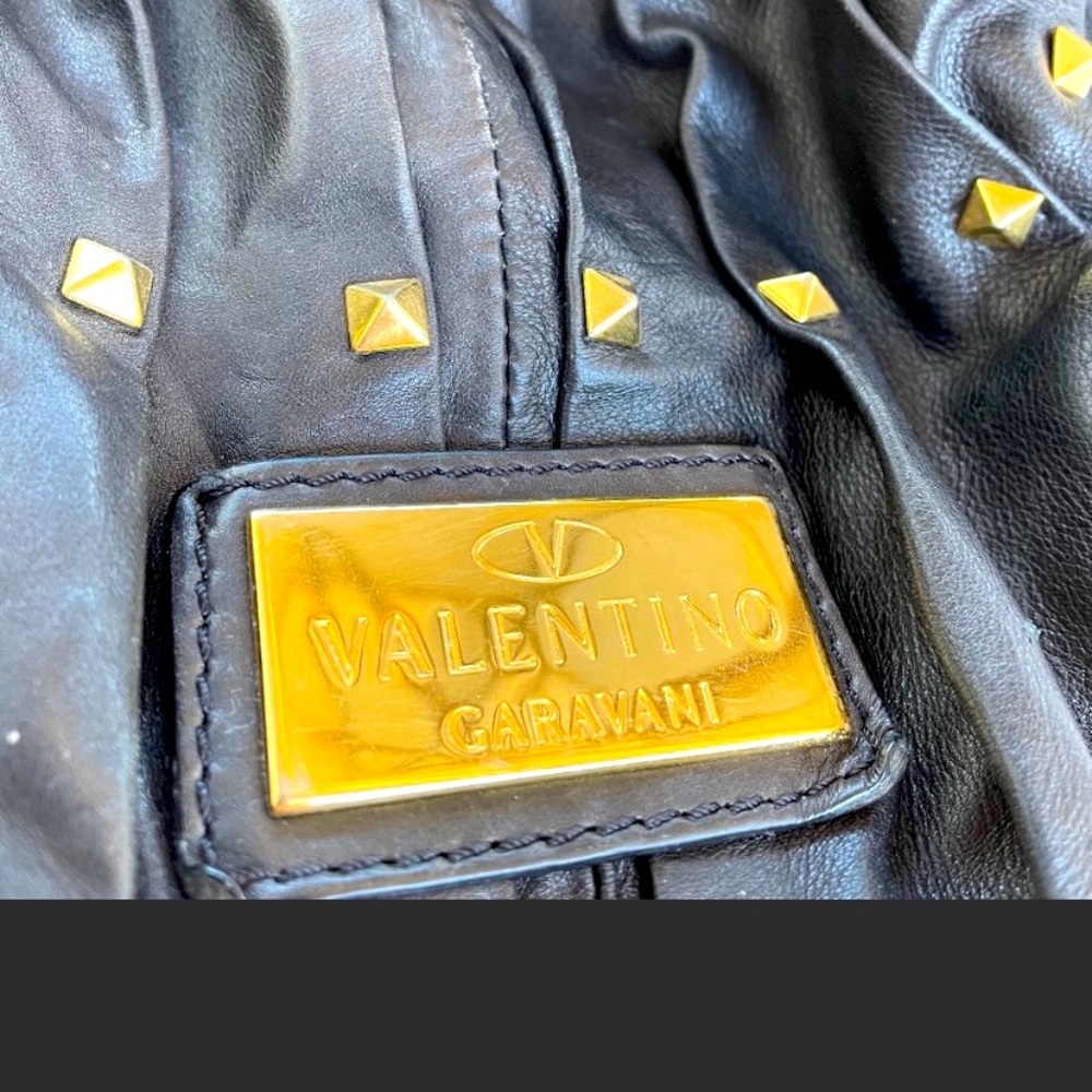 💯authentic Valentino hand bag